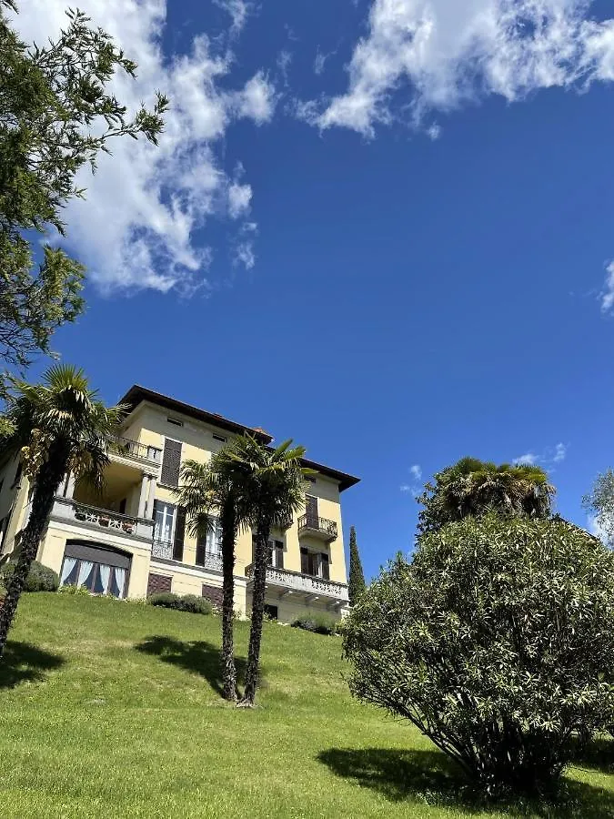 San Giusto I Villen-Ferienwohnung メナッジョ イタリア
